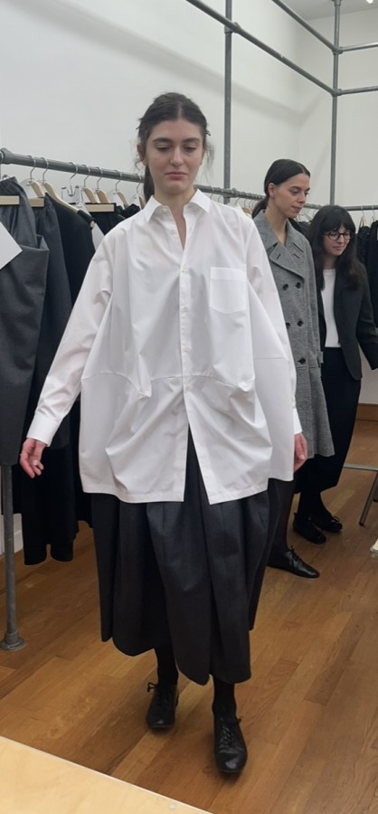 „Comme des Garçons“ palaidinė „Comme des Garçons“ palaidinė
