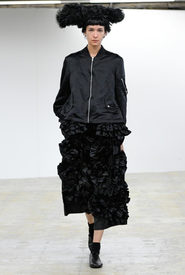 „Comme des Garçons“ švarkas